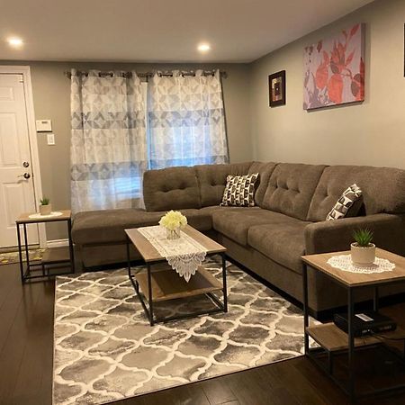 Windsor Airport Room Accommodation Εξωτερικό φωτογραφία