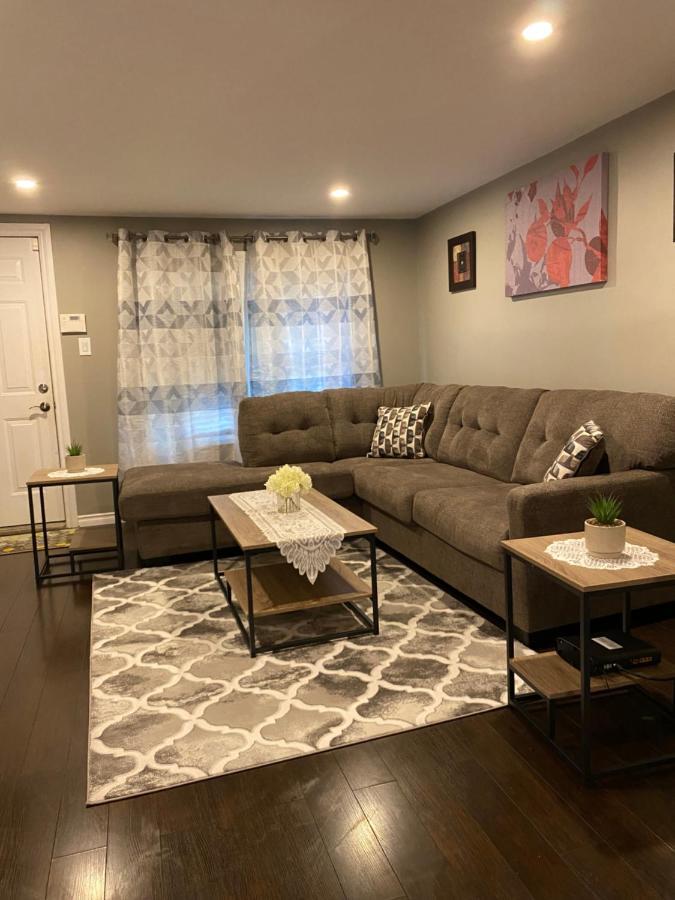 Windsor Airport Room Accommodation Εξωτερικό φωτογραφία